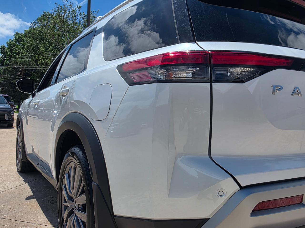 Nissan Pathfinder  2025