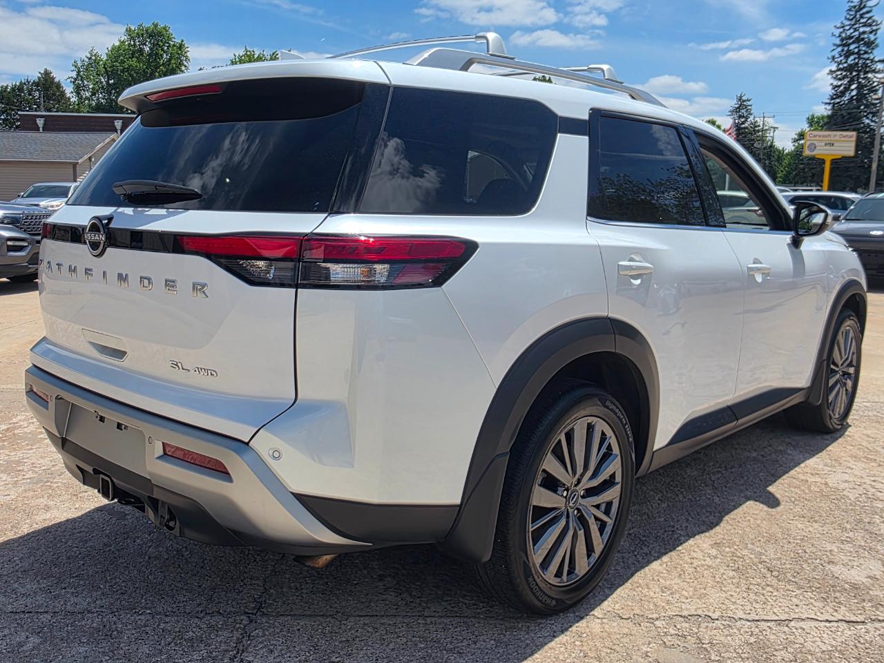 Nissan Pathfinder  2025
