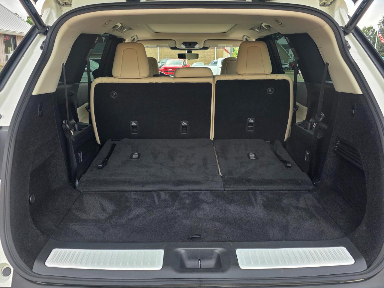 Infiniti QX60 LUXE AWD 2023