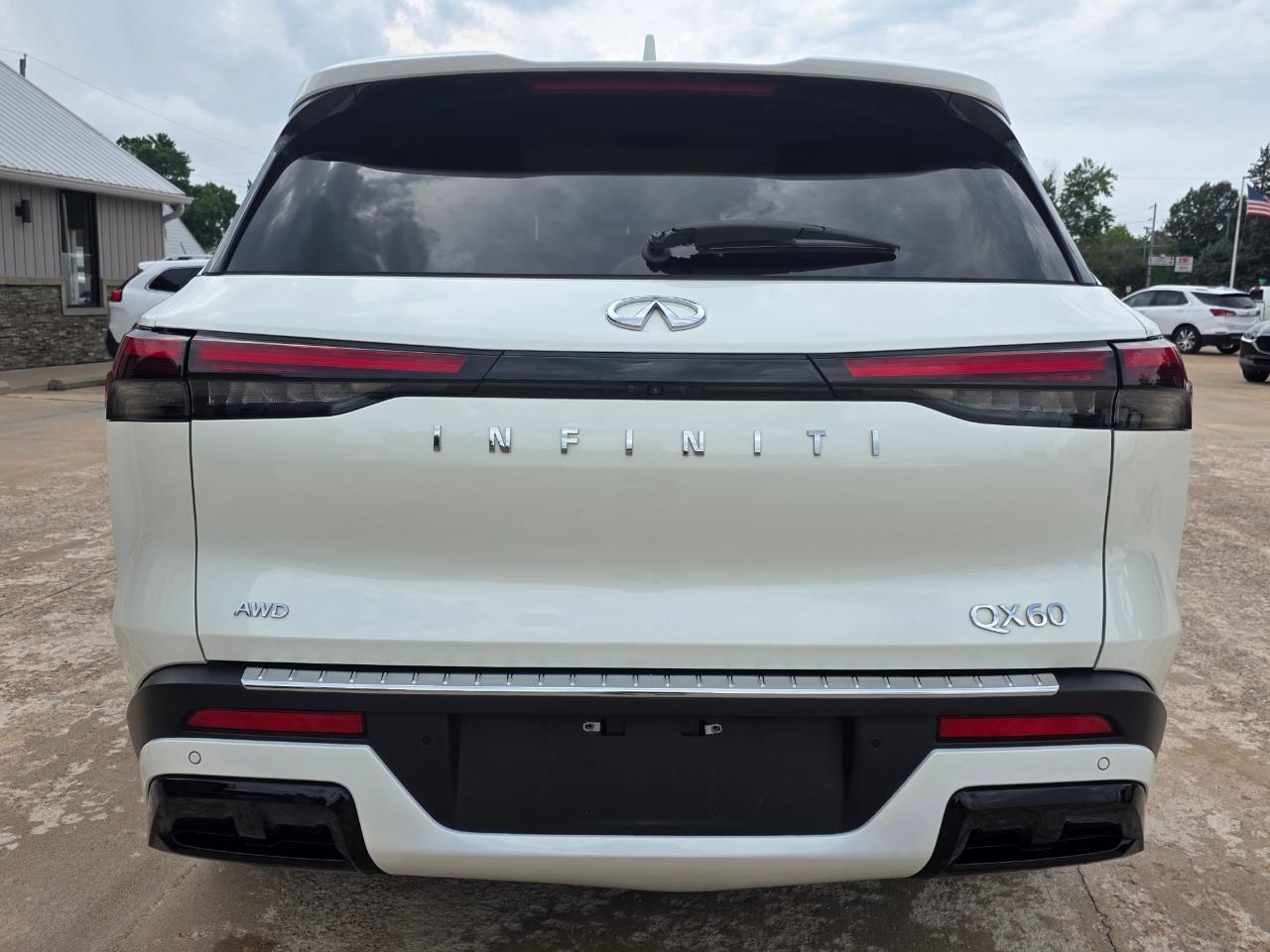 Infiniti QX60 LUXE AWD 2023