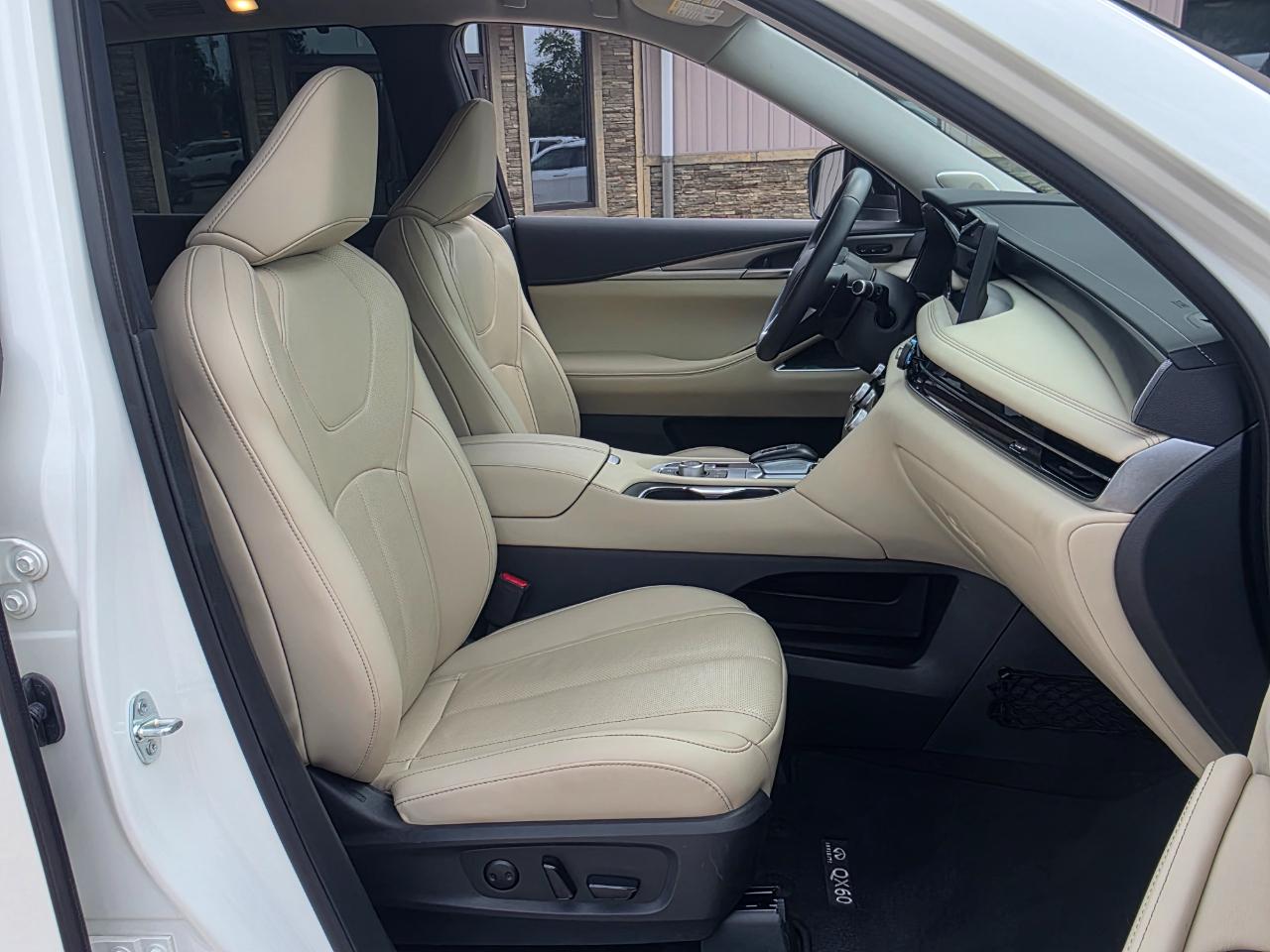 Infiniti QX60 LUXE AWD 2023