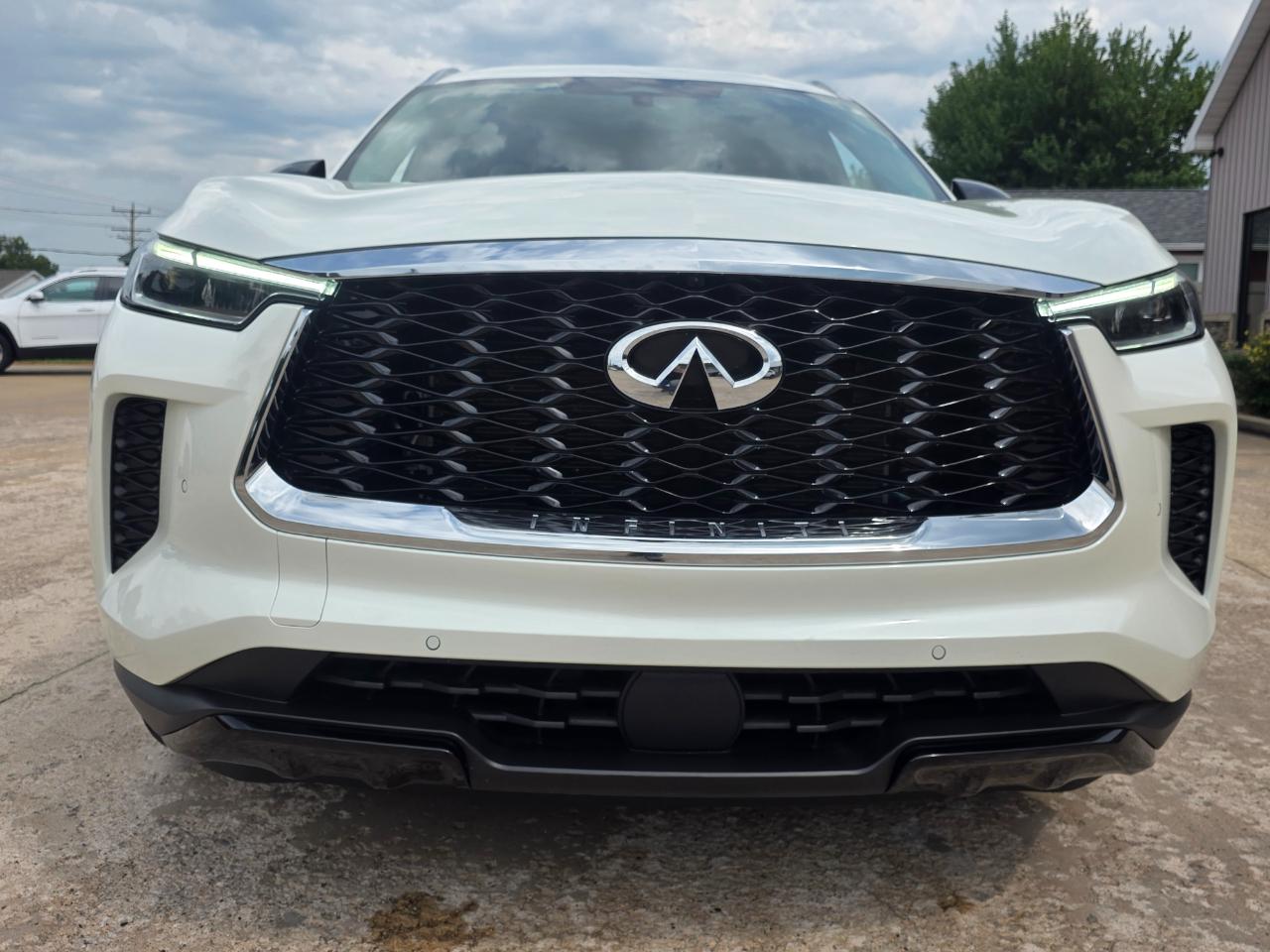 Infiniti QX60 LUXE AWD 2023