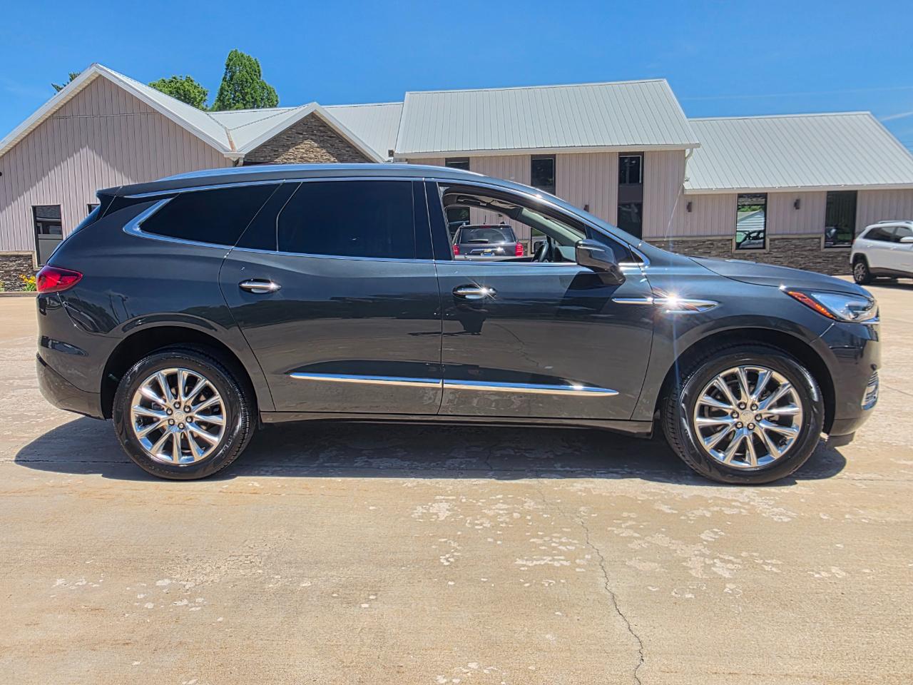 Buick Enclave Essence AWD 2020