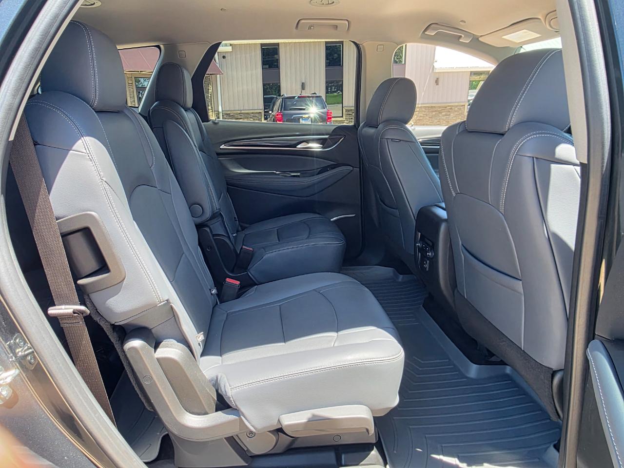 Buick Enclave Essence AWD 2020