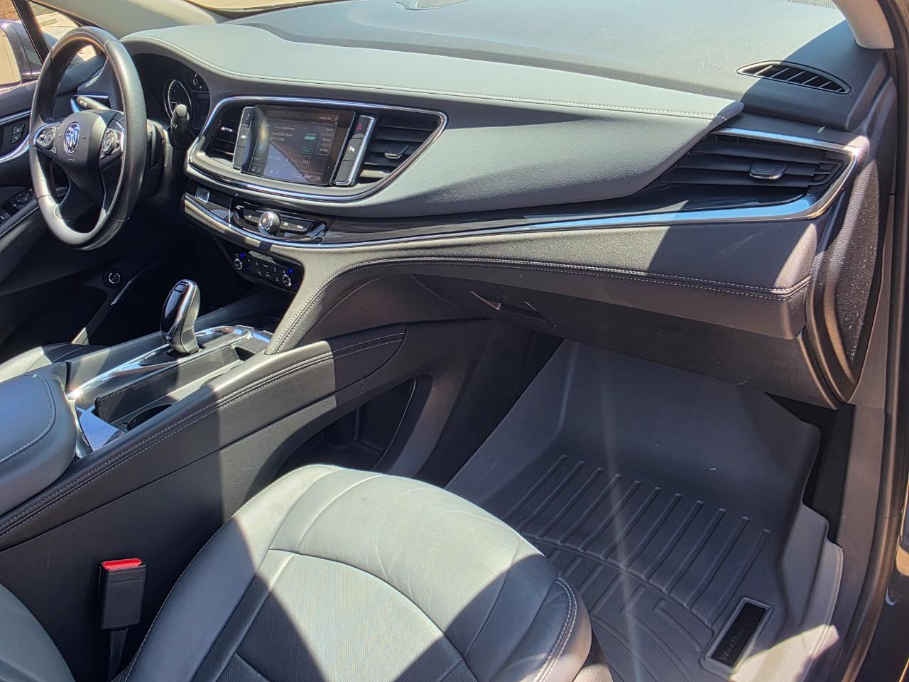 Buick Enclave Essence AWD 2020