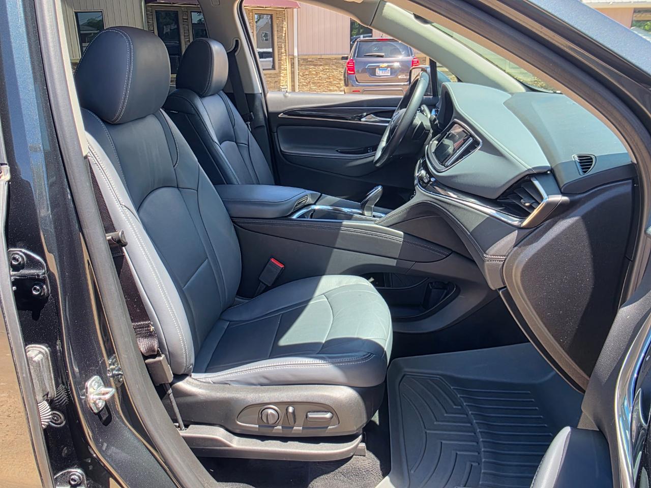 Buick Enclave Essence AWD 2020