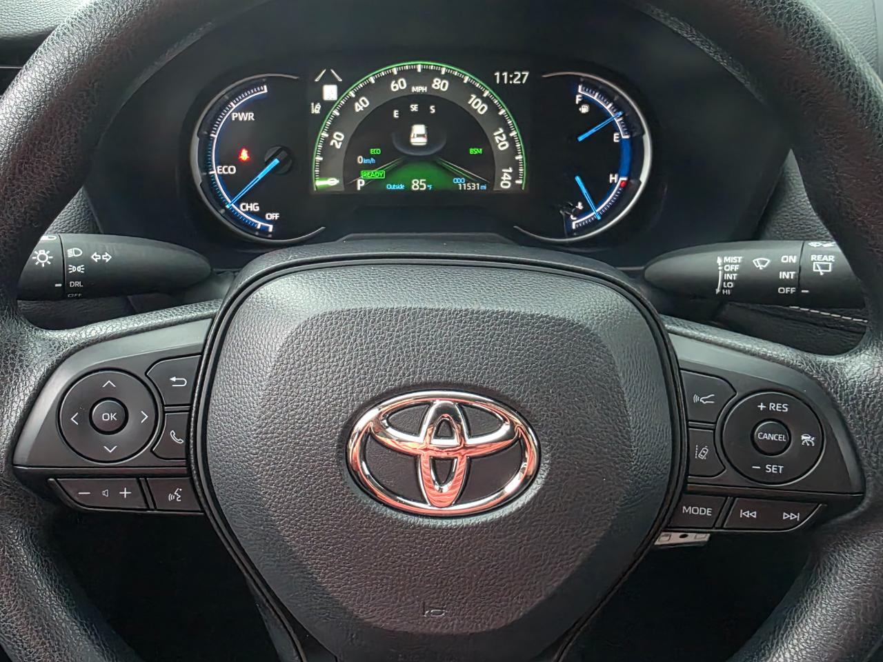 Toyota RAV4 Hybrid LE 2025