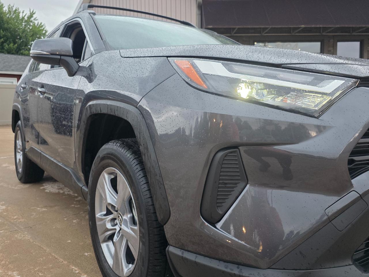 Toyota RAV4 Hybrid LE 2025