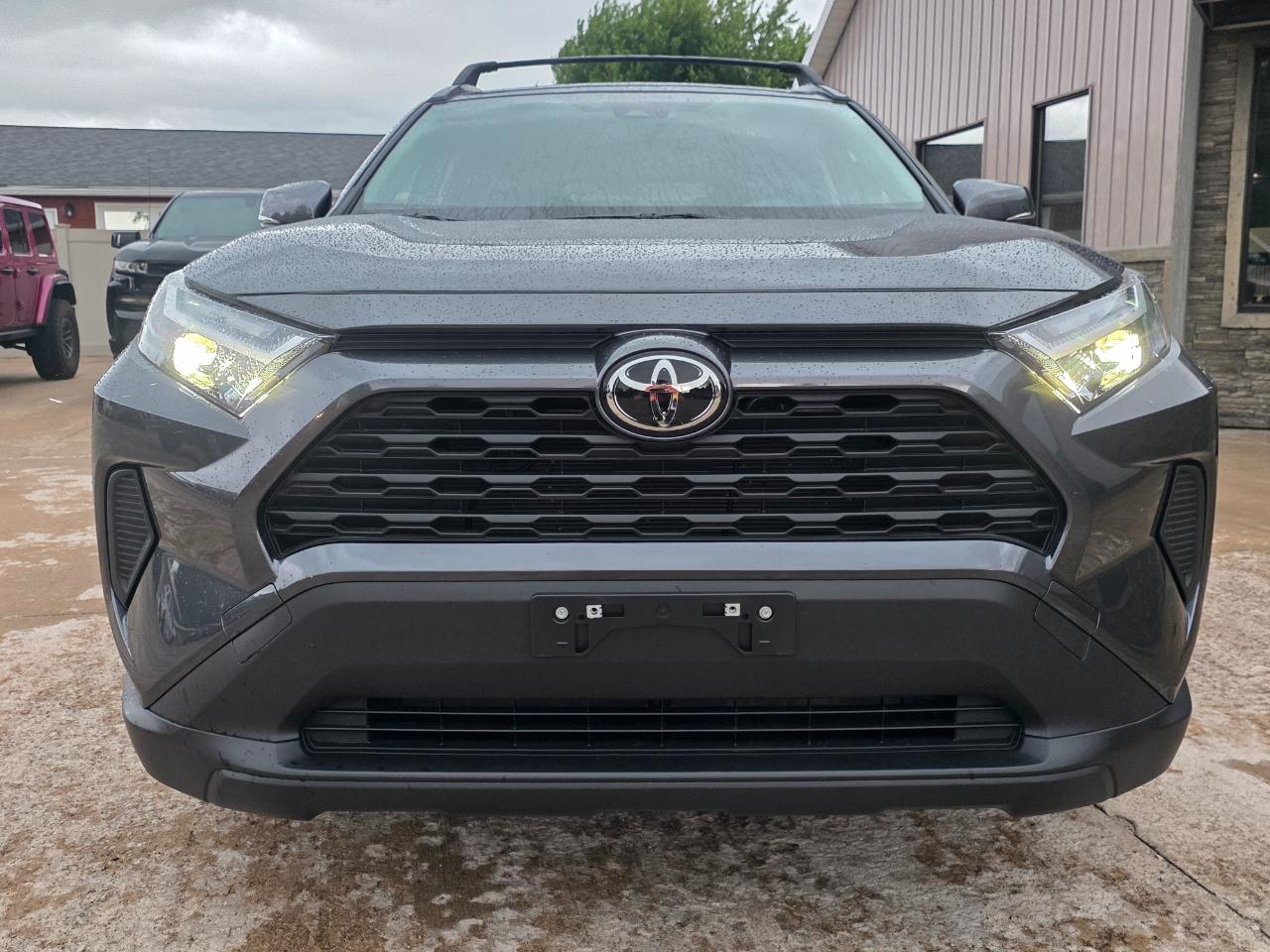 Toyota RAV4 Hybrid LE 2025