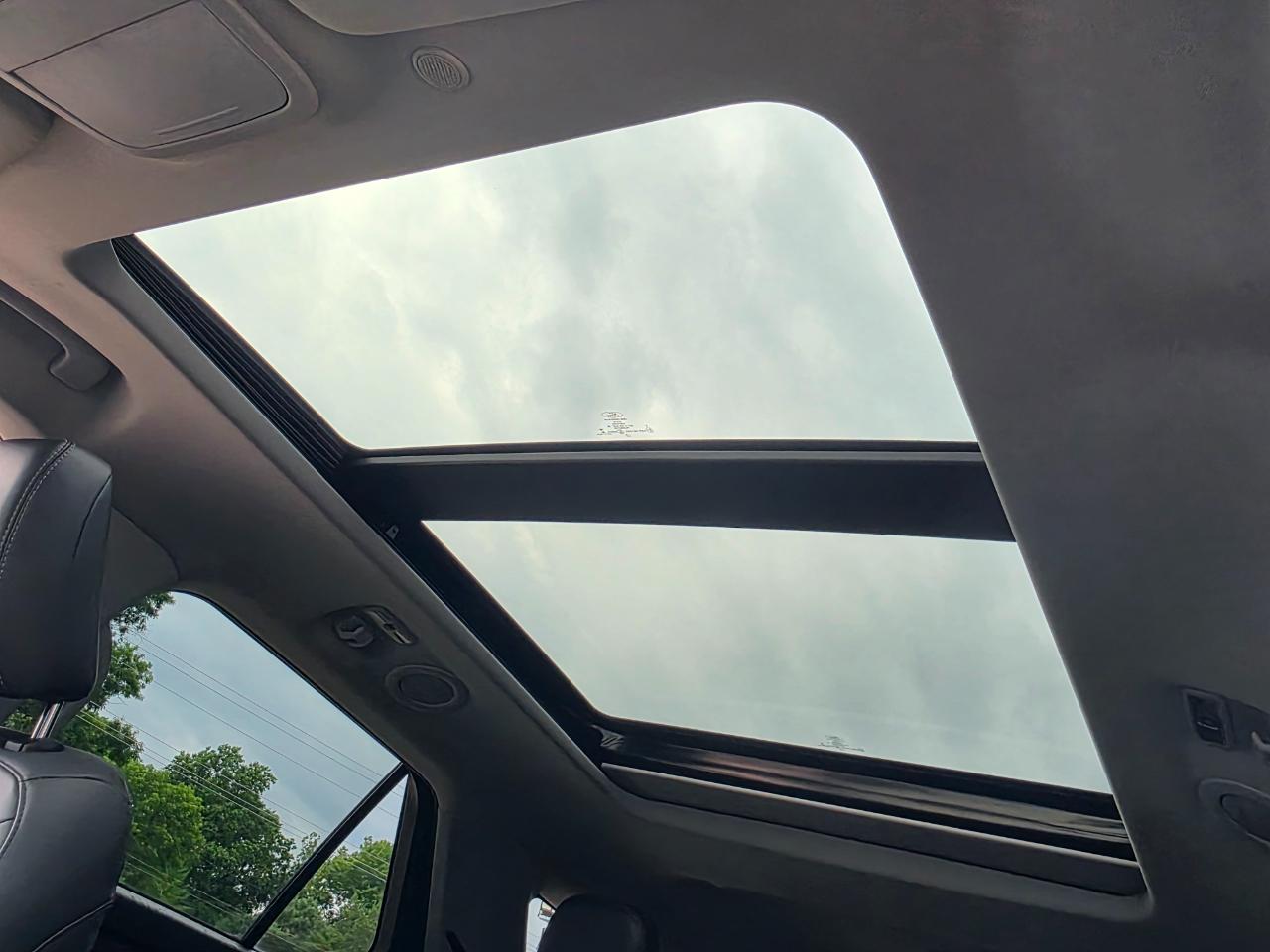Ford Explorer XLT AWD 2022
