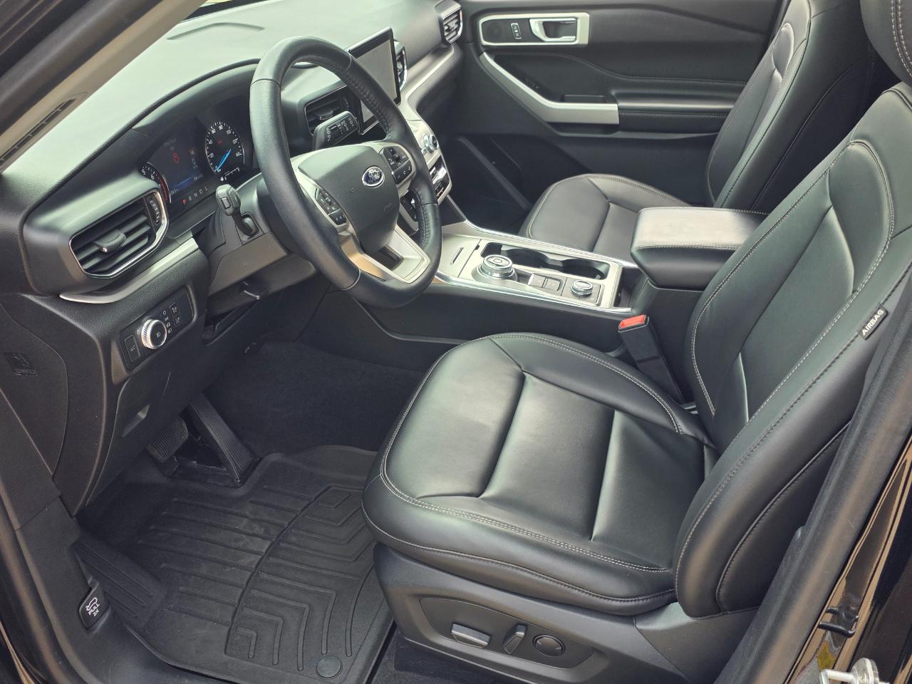 Ford Explorer XLT AWD 2022