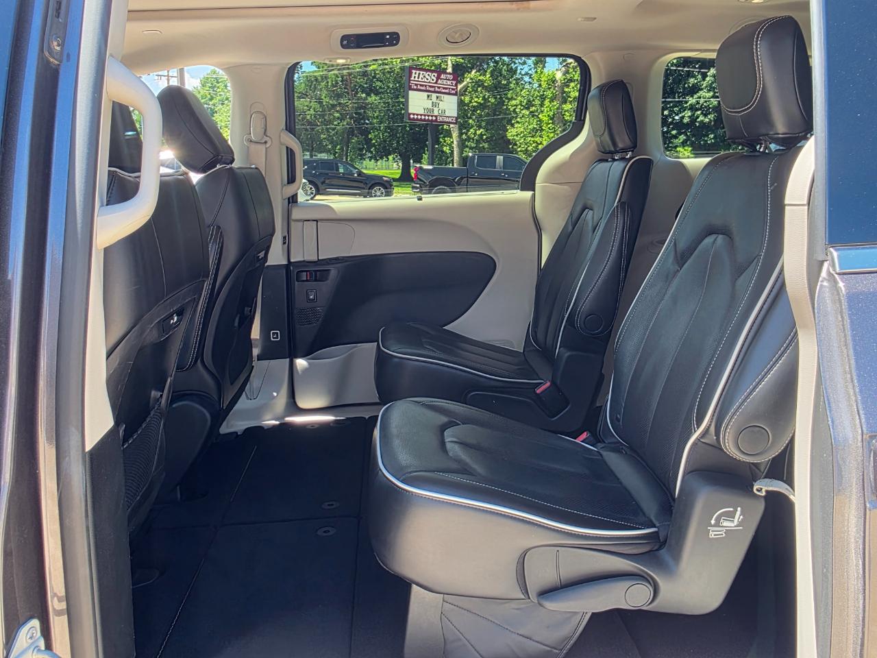 Chrysler Pacifica Limited 2023