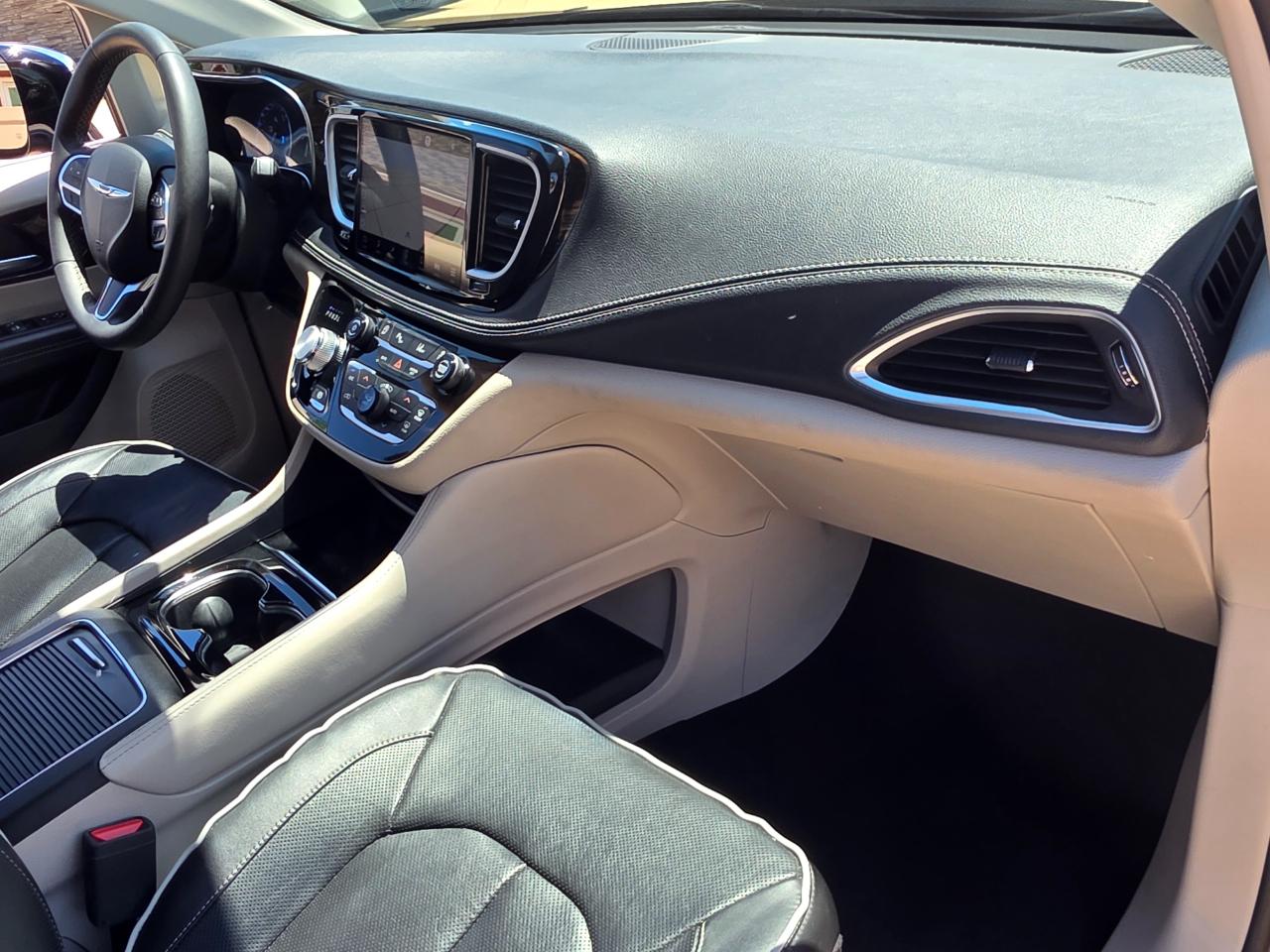 Chrysler Pacifica Limited 2023