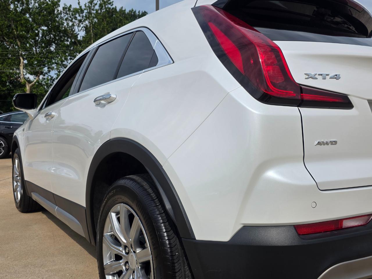 Cadillac XT4 Premium Luxury AWD 2023