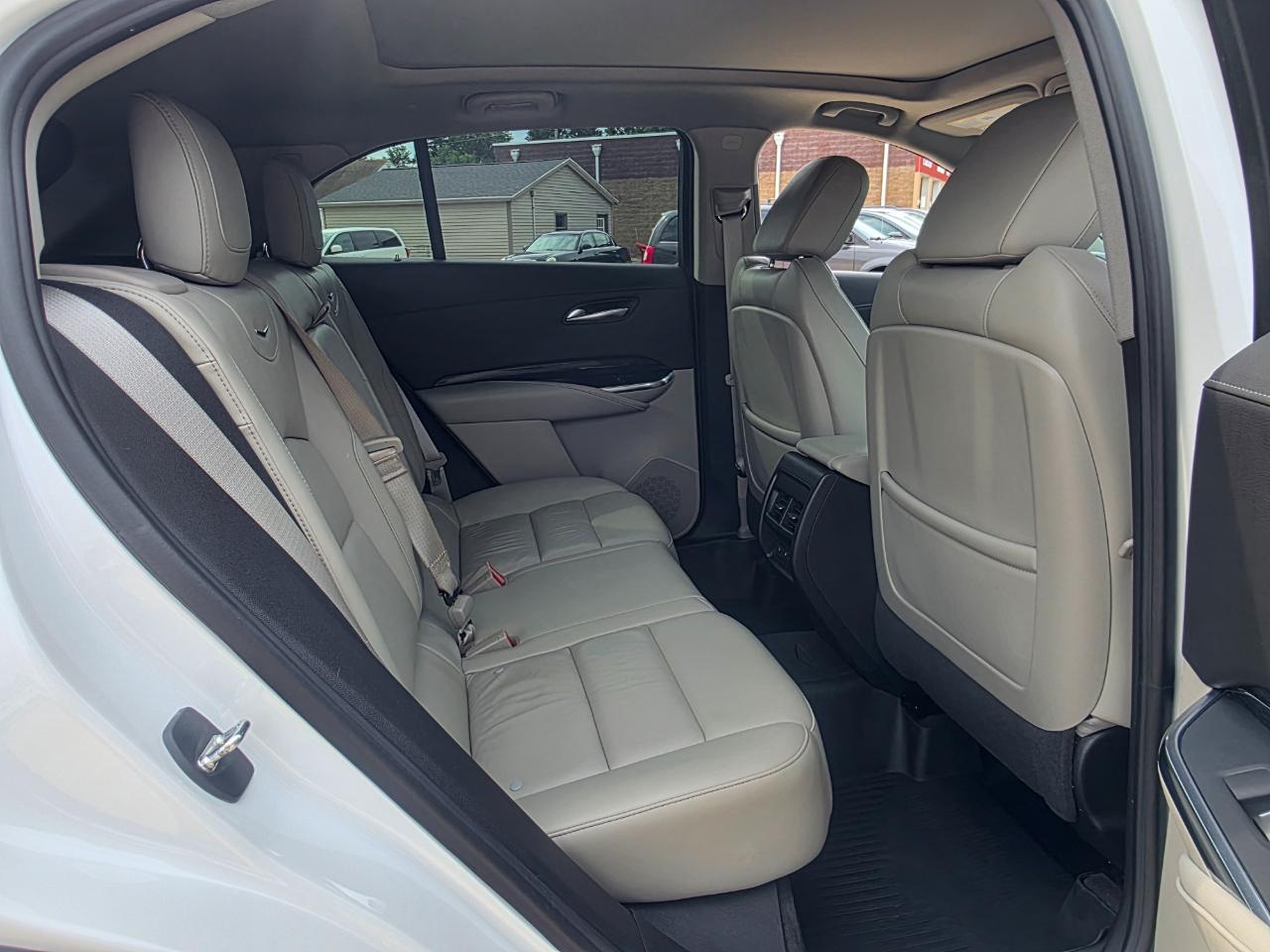 Cadillac XT4 Premium Luxury AWD 2023