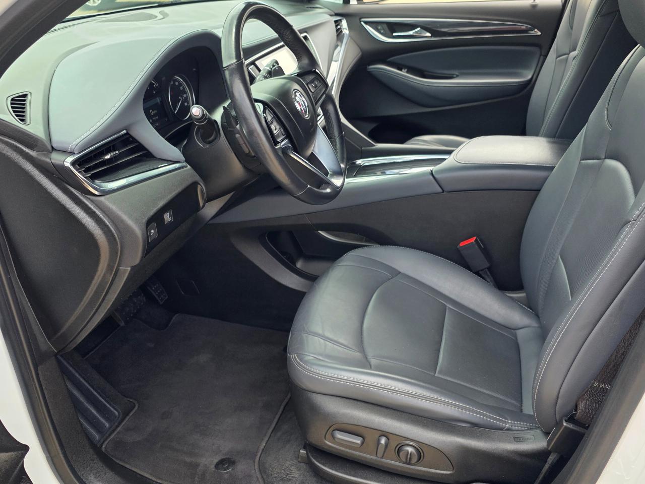 Buick Enclave Essence 2023