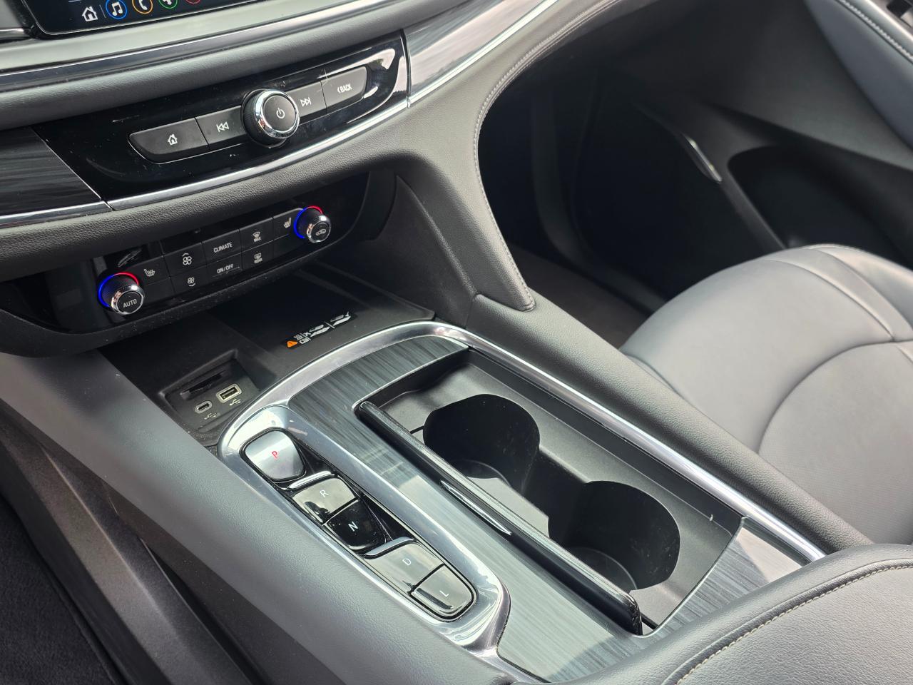 Buick Enclave Essence 2023