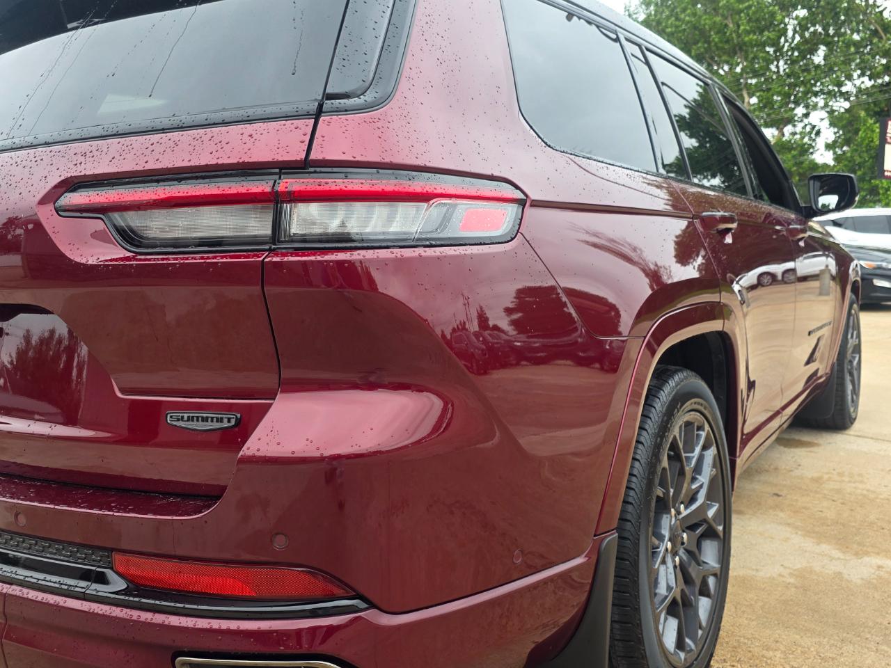 Jeep Grand Cherokee L Summit 4WD 2025