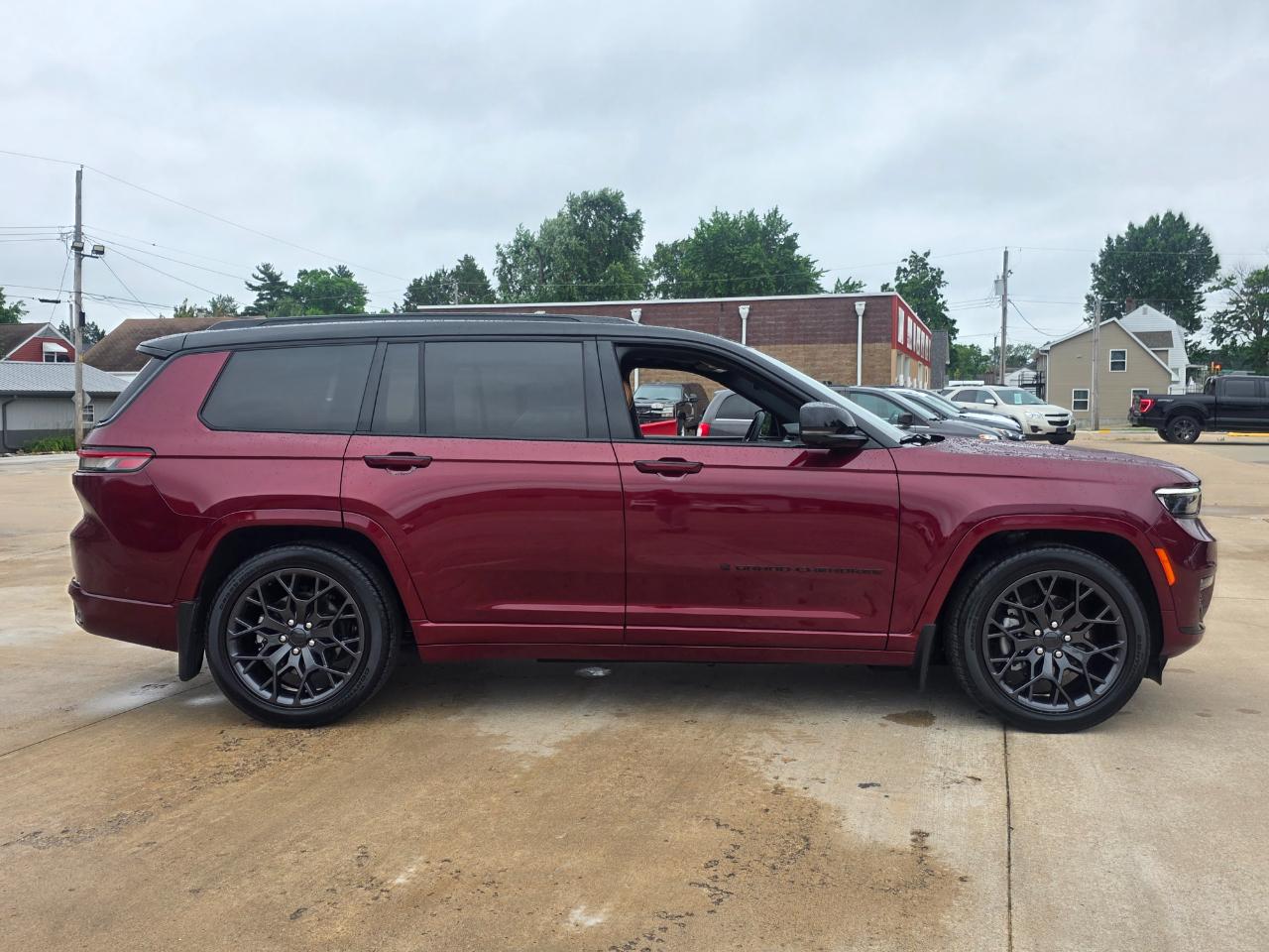 Jeep Grand Cherokee L Summit 4WD 2025