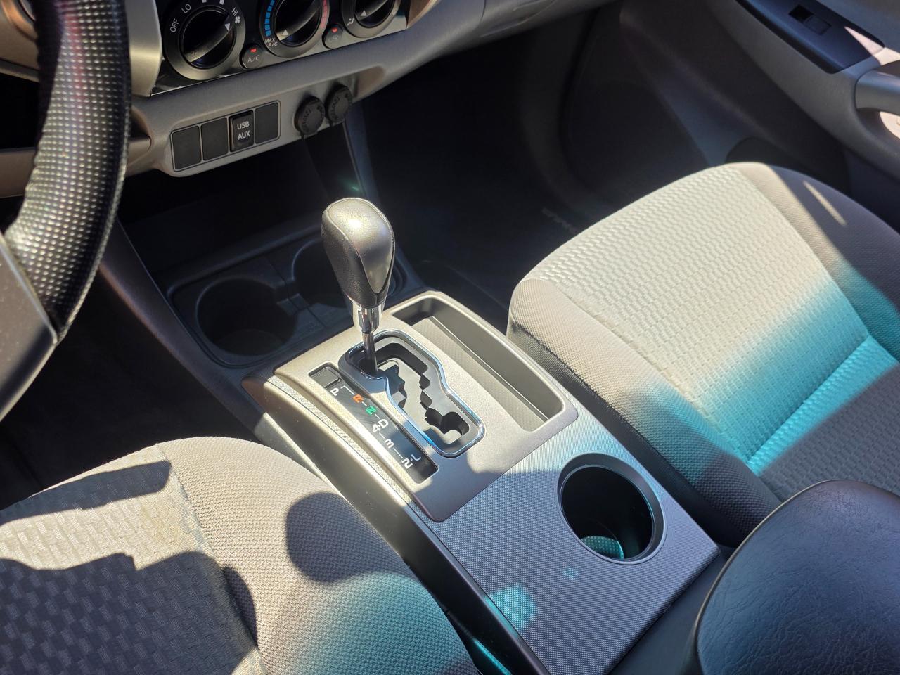 Toyota Tacoma Double Cab V6 4WD 2013