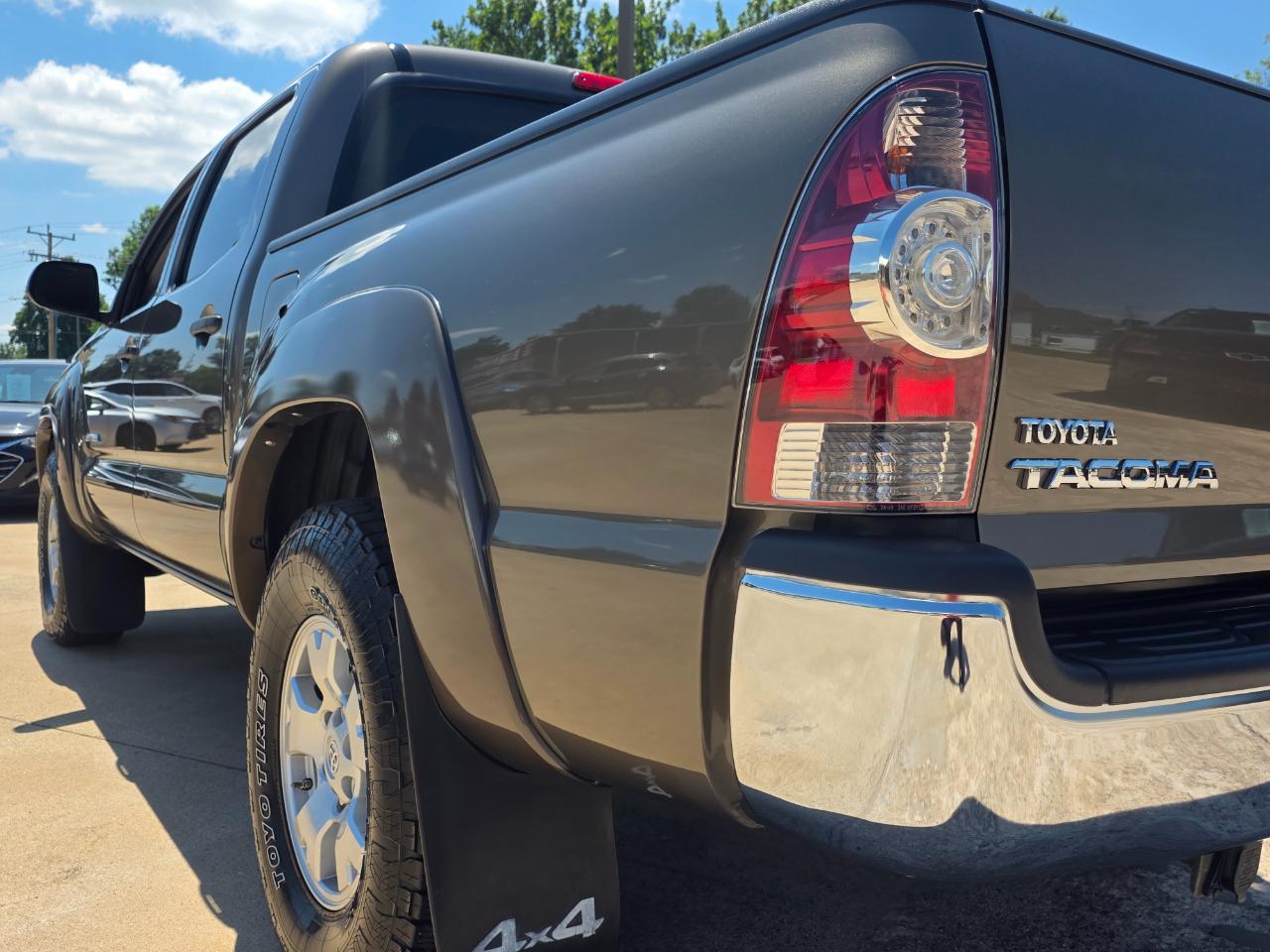 Toyota Tacoma Double Cab V6 4WD 2013
