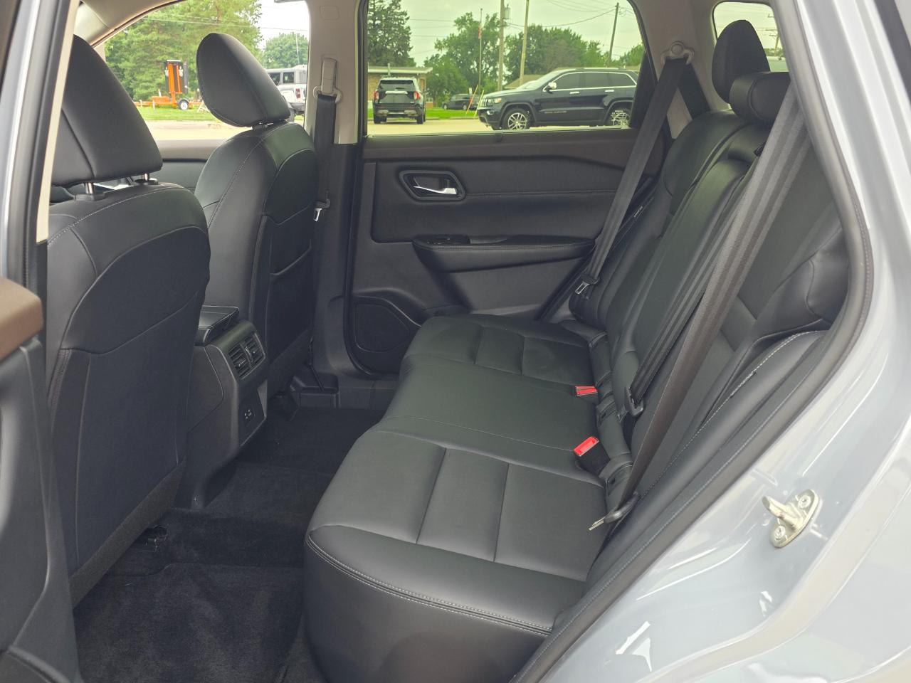 Nissan Rogue SV AWD 2023