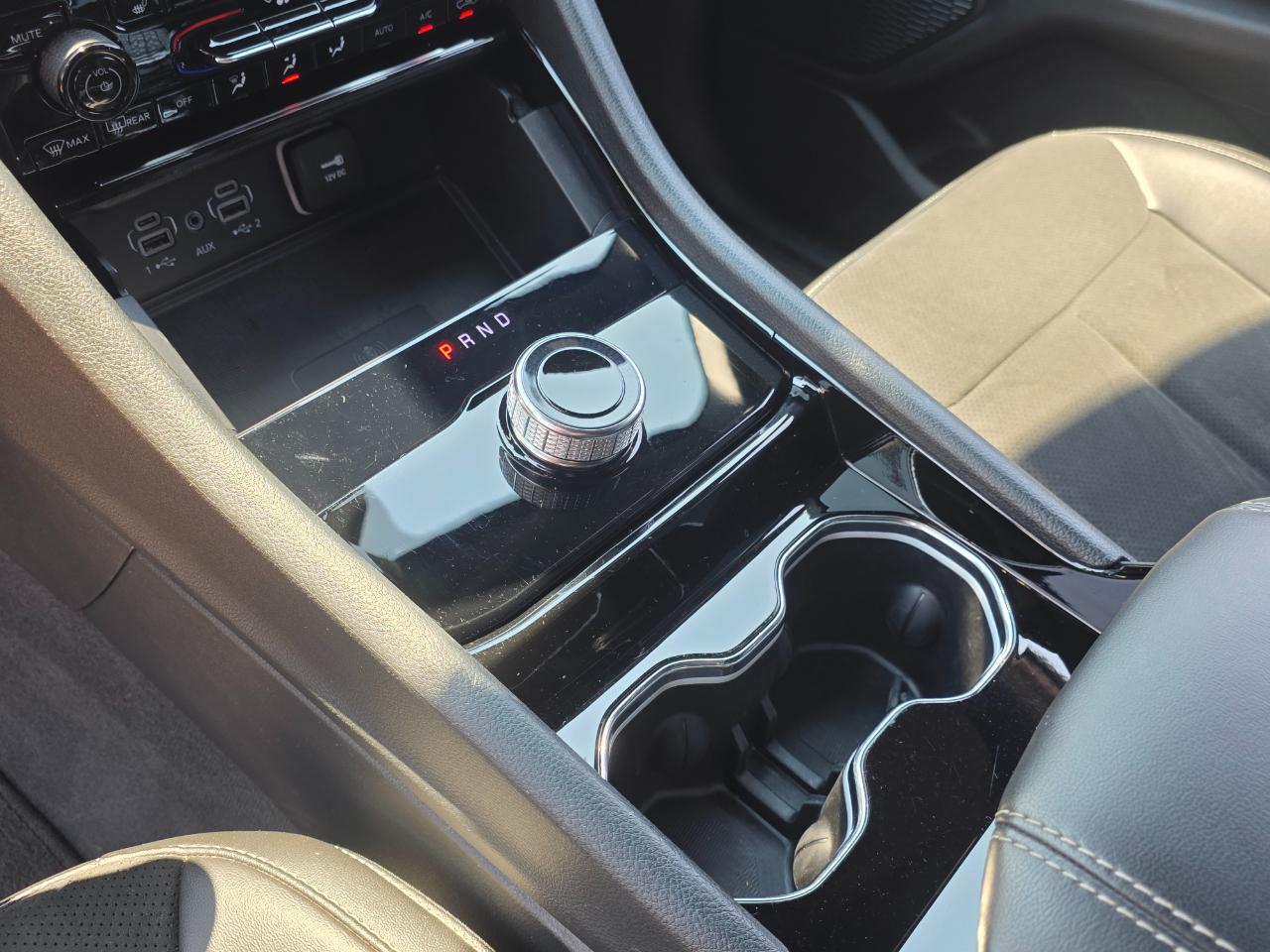 Jeep Grand Cherokee L Laredo 4WD 2023