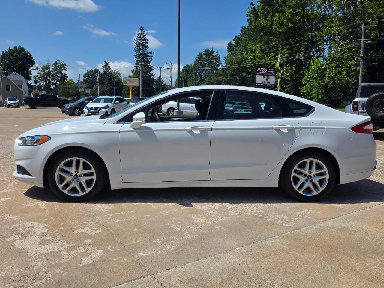 Ford Fusion SE 2016