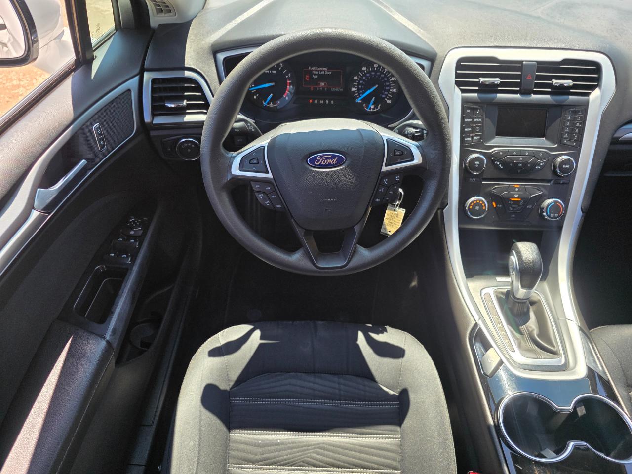 Ford Fusion SE 2016