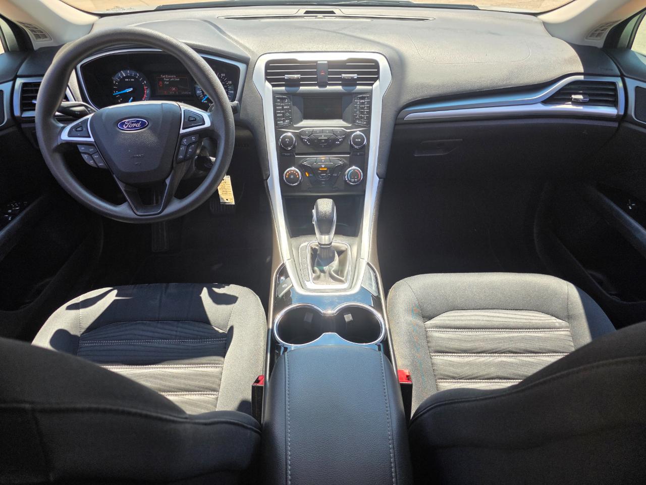 Ford Fusion SE 2016