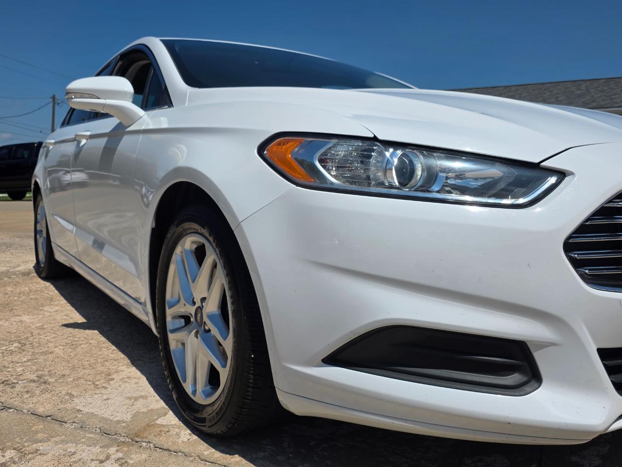 Ford Fusion SE 2016