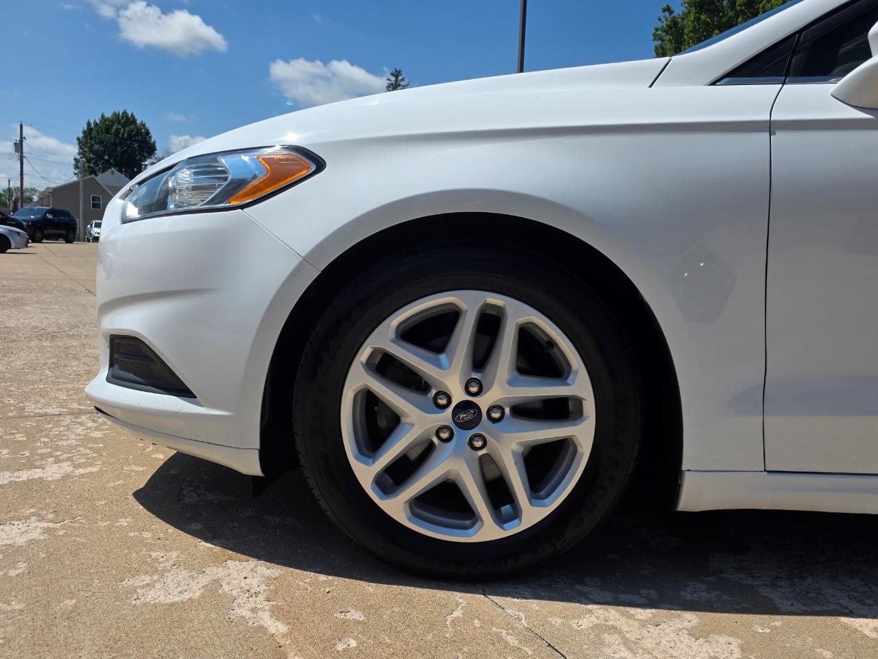 Ford Fusion SE 2016