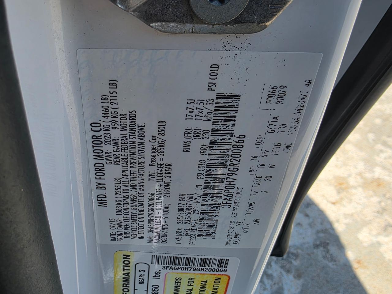 Ford Fusion SE 2016