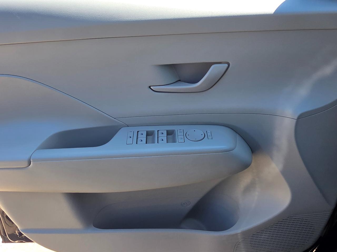 Hyundai Kona SEL AWD 2025
