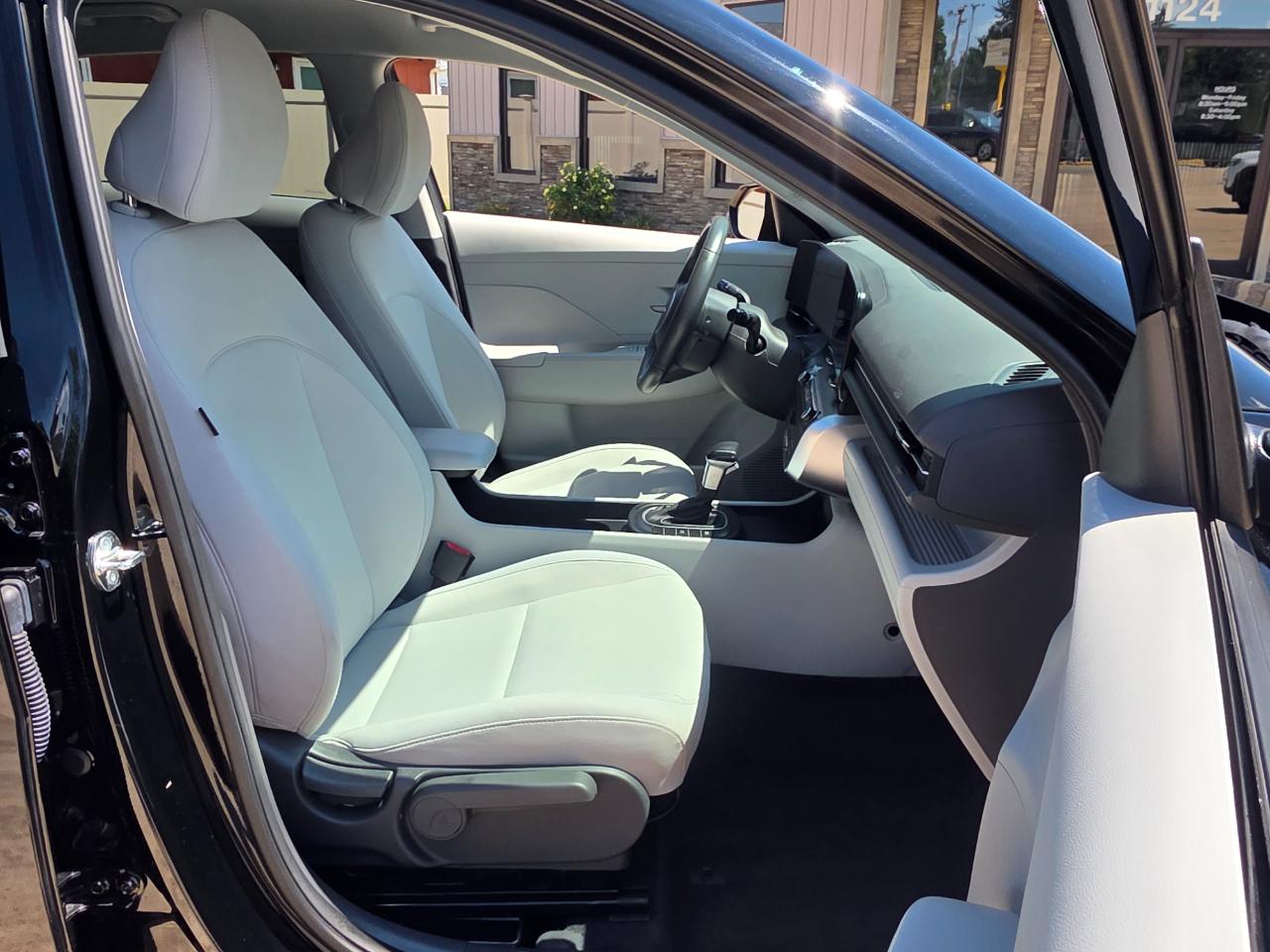 Hyundai Kona SEL AWD 2025