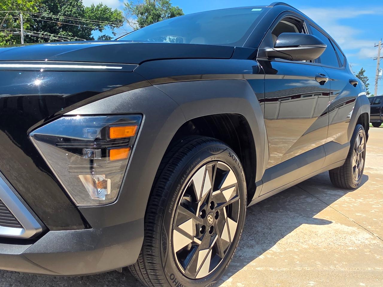 Hyundai Kona SEL AWD 2025