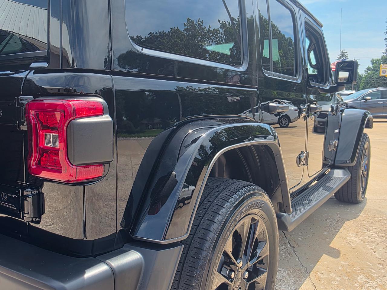 Jeep Wrangler 4xe Unlimited Sahara 2023