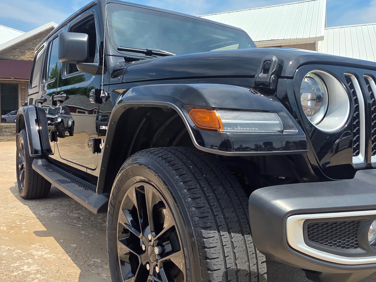 Jeep Wrangler 4xe Unlimited Sahara 2023