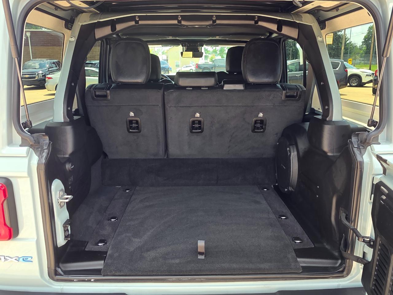 Jeep Wrangler 4xe Sahara 2024