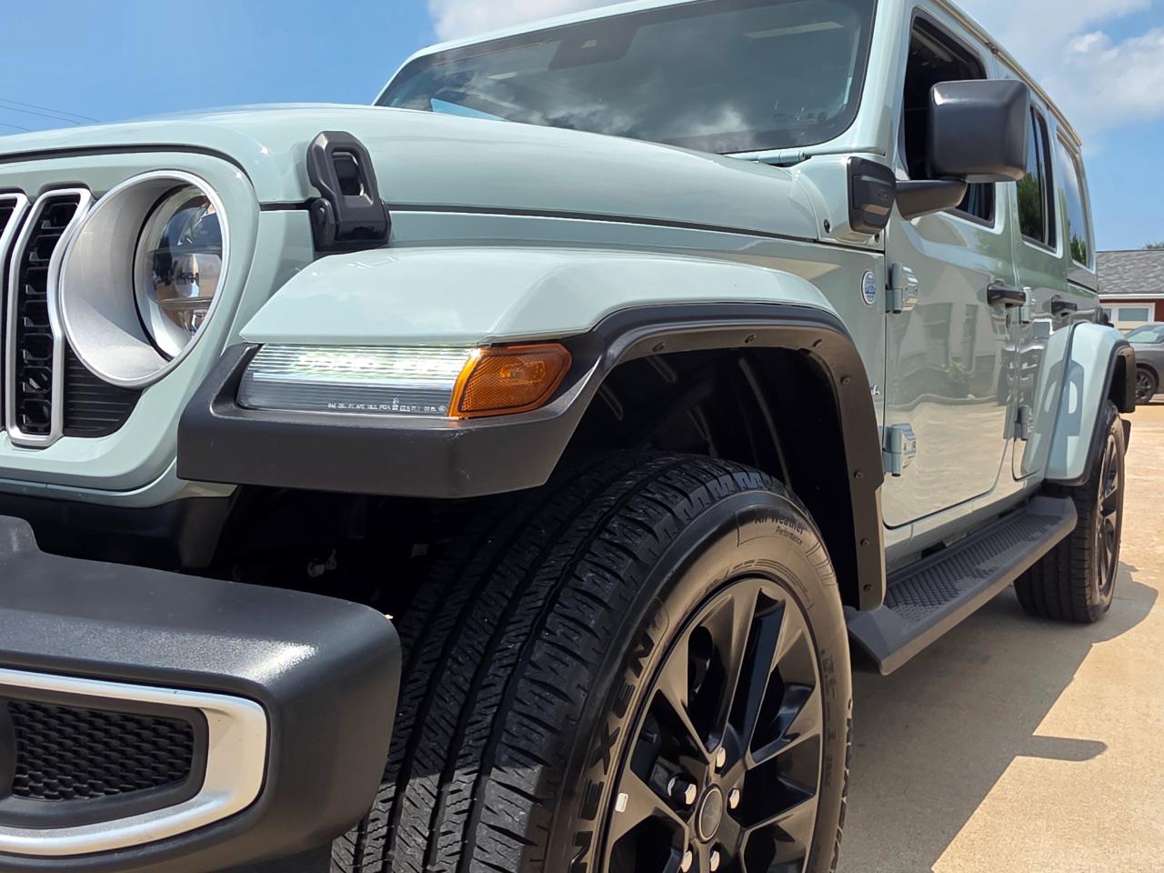 Jeep Wrangler 4xe Sahara 2024