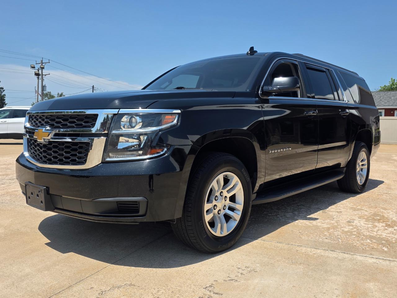 Chevrolet Suburban LT 4WD 2019