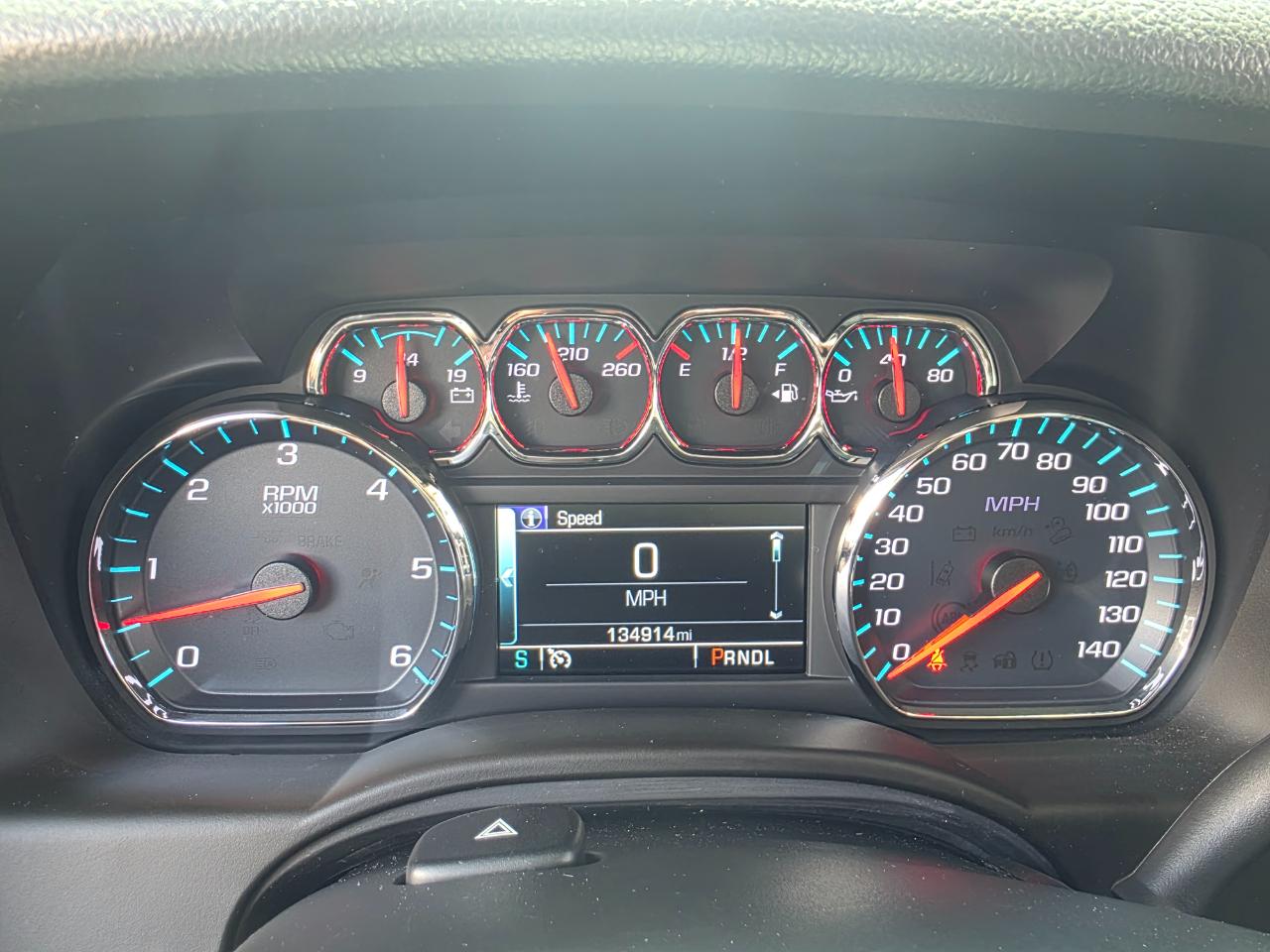 Chevrolet Suburban LT 4WD 2019