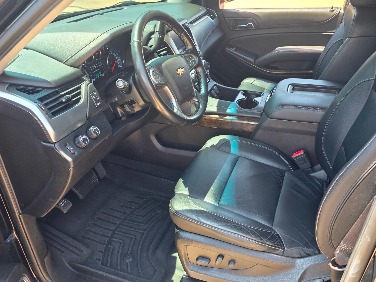 Chevrolet Suburban LT 4WD 2019