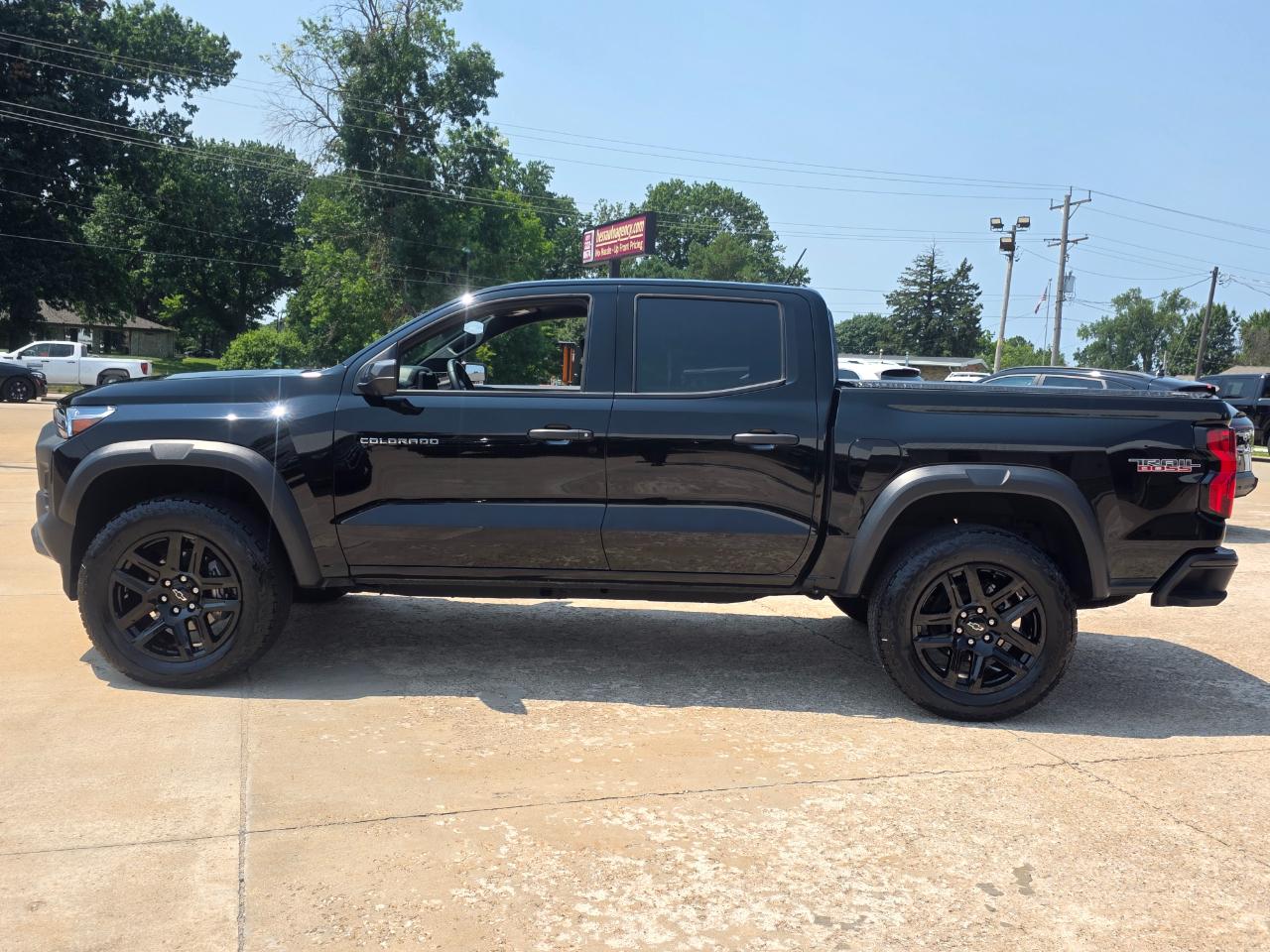 Chevrolet Colorado Trail Boss Crew Cab 4WD 2025