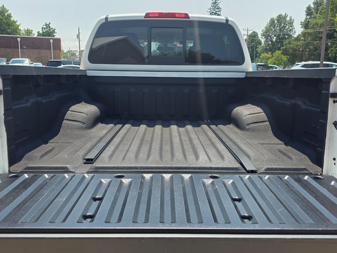 Nissan Frontier PRO-4X Crew Cab 5AT 4WD 2019