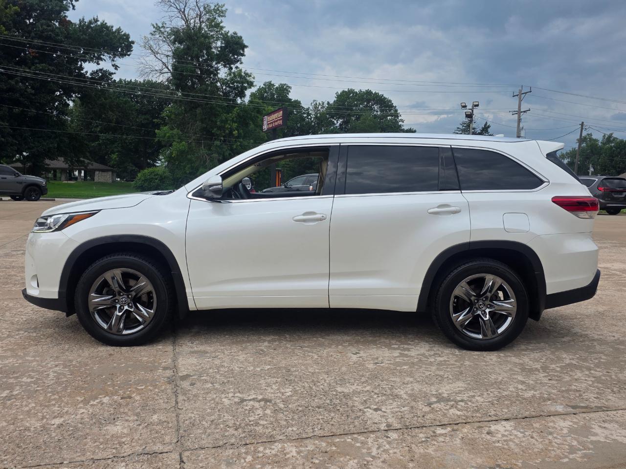 Toyota Highlander Limited Platinum AWD V6 2017