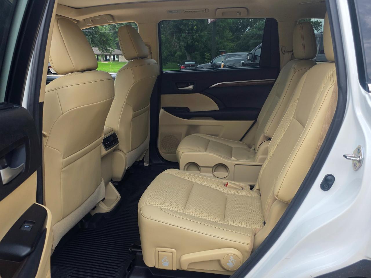 Toyota Highlander Limited Platinum AWD V6 2017