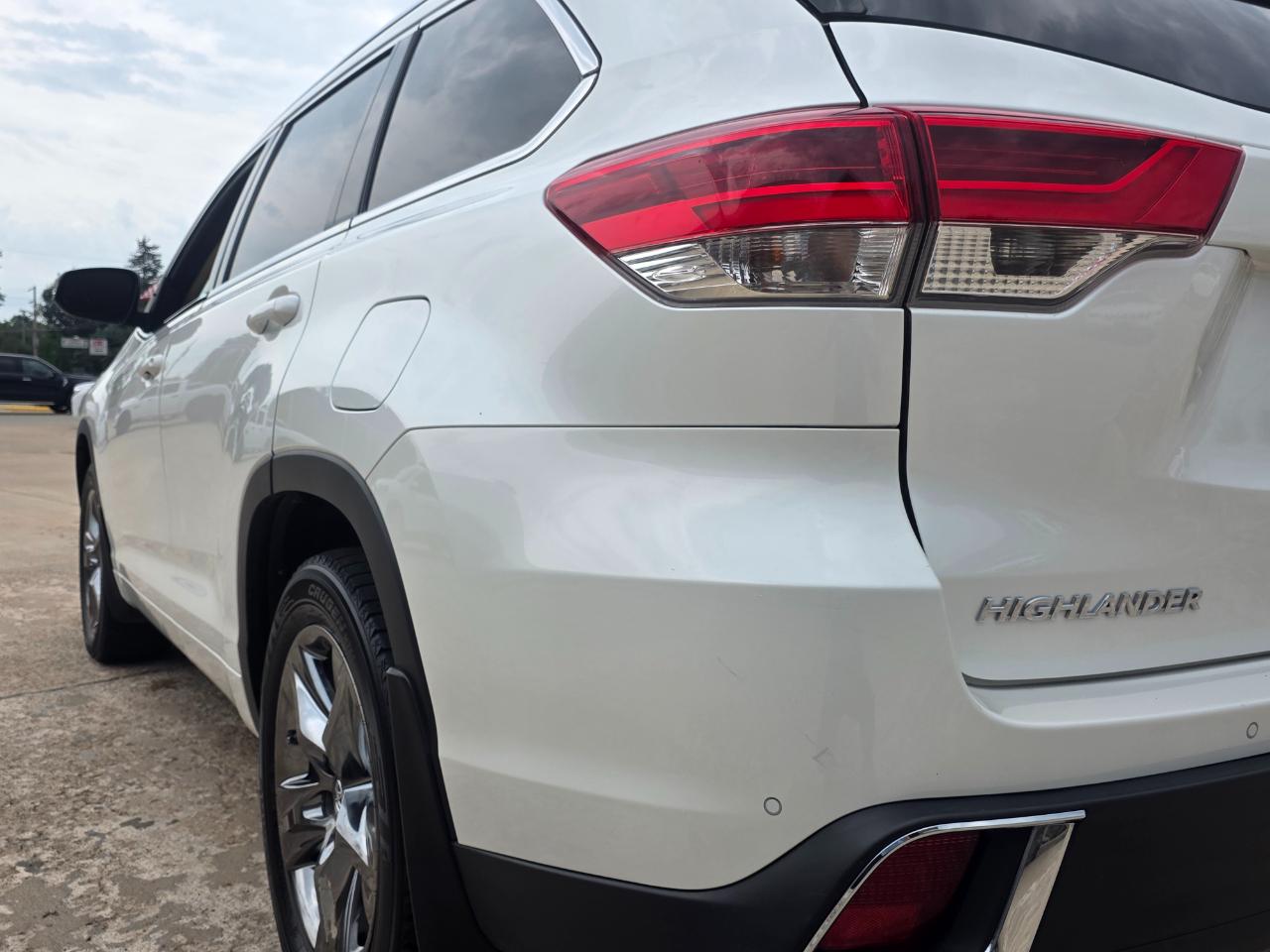 Toyota Highlander Limited Platinum AWD V6 2017