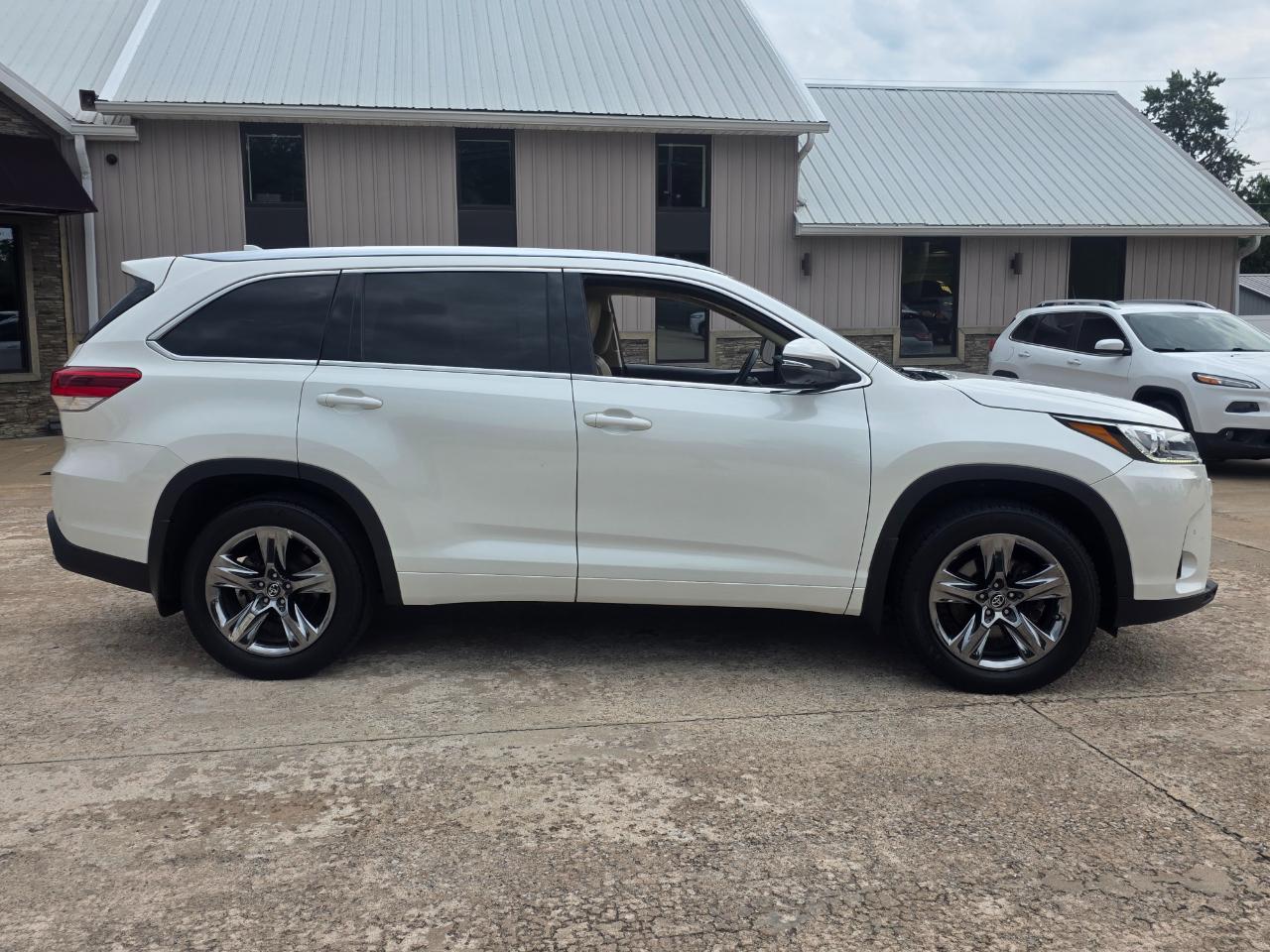 Toyota Highlander Limited Platinum AWD V6 2017