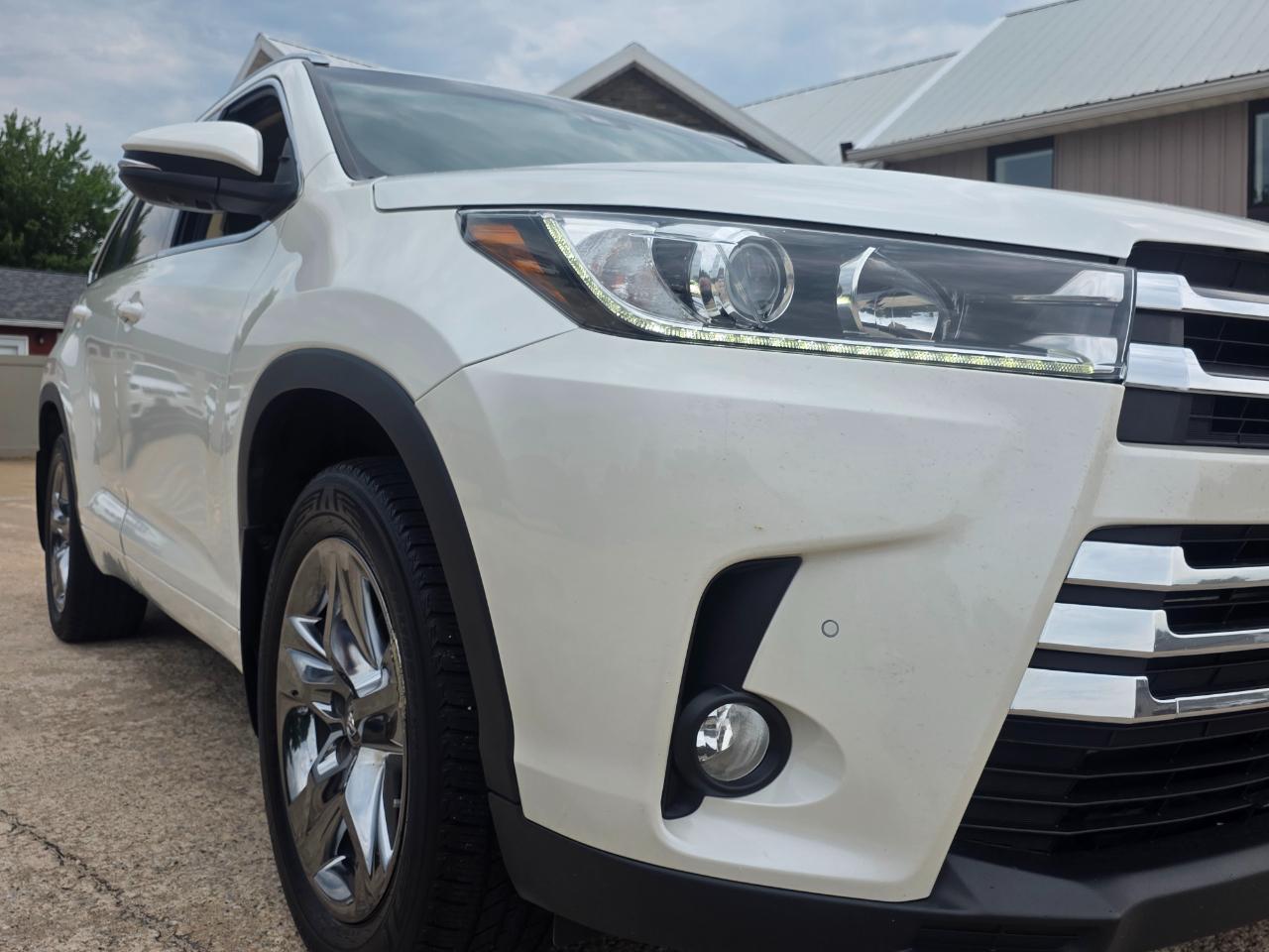 Toyota Highlander Limited Platinum AWD V6 2017
